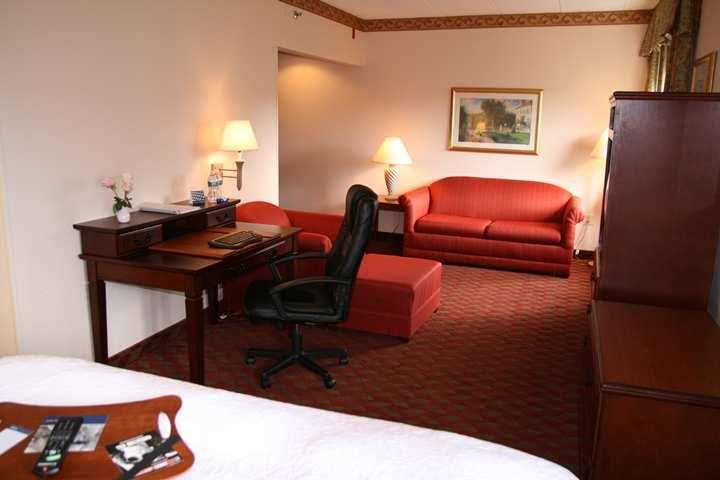 Holiday Inn Express Hartford South - Rocky Hill, An Ihg Hotel Room photo